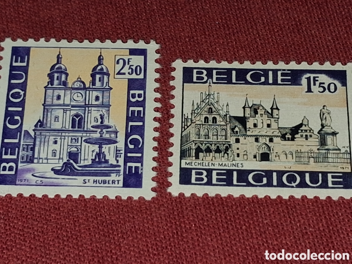 Sellos: Sello B&eacute;lgica nuevo 1971. Turismo. Arquitectura. Plaza. Fuente. Catedral. Abad&iacute;a. Castillo. Monaster
