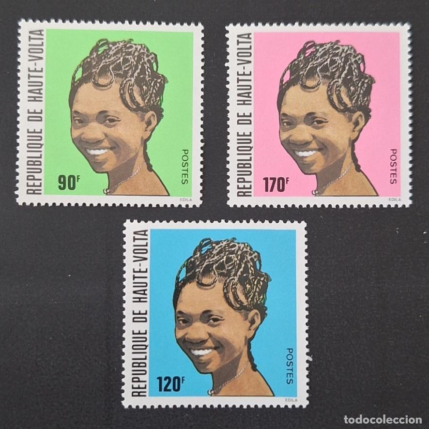 Selos: Alto Volta 1983 Mi. 879-881 peinado africano retrato de mujer