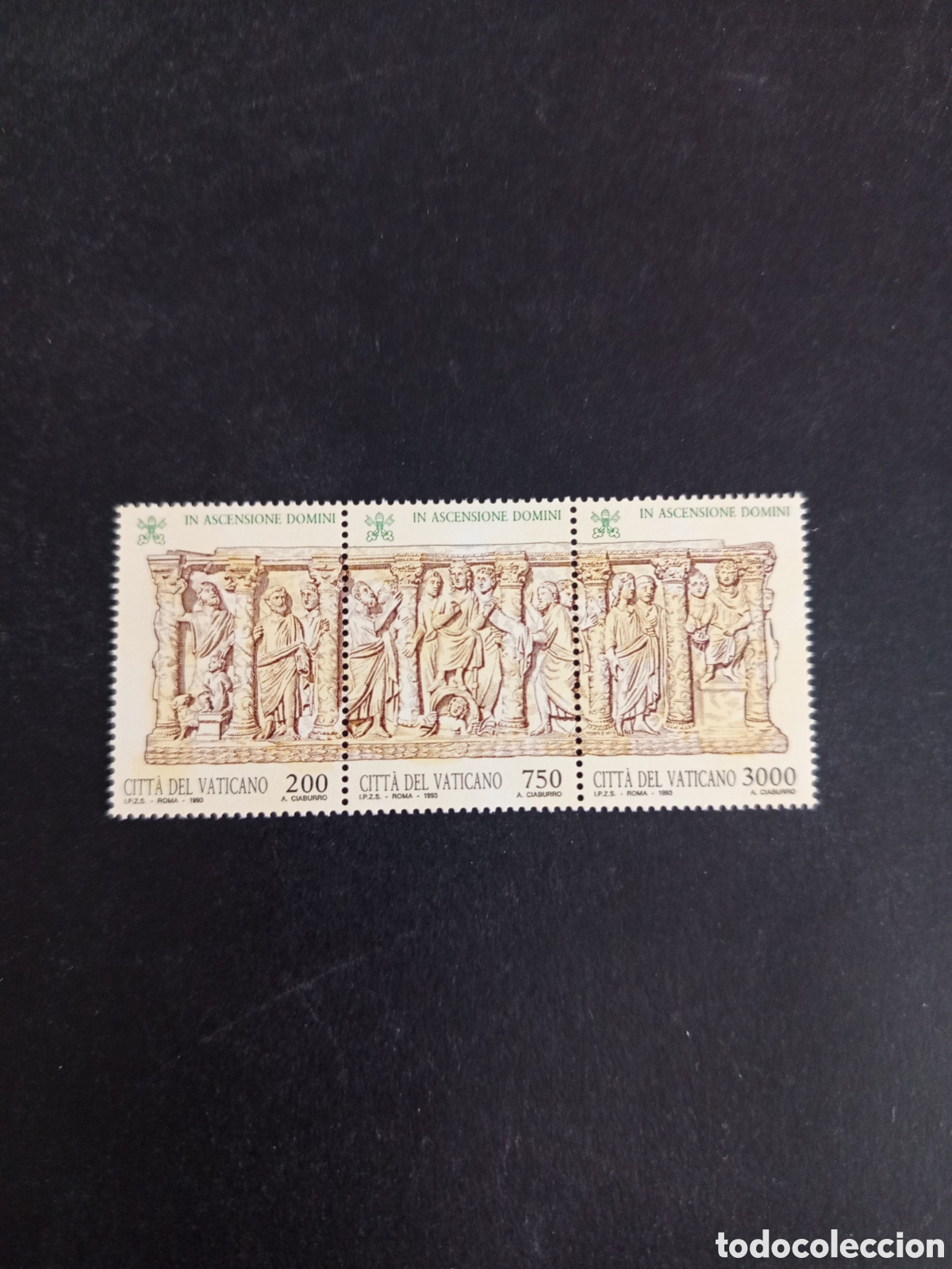 Sellos: Vaticano,1993. Ascensi&oacute;n del Se&ntilde;or. Yv. 956/8. Completa en tr&iacute;ptico, nuevos. Pedido m&iacute;nimo 3 &euro;.
