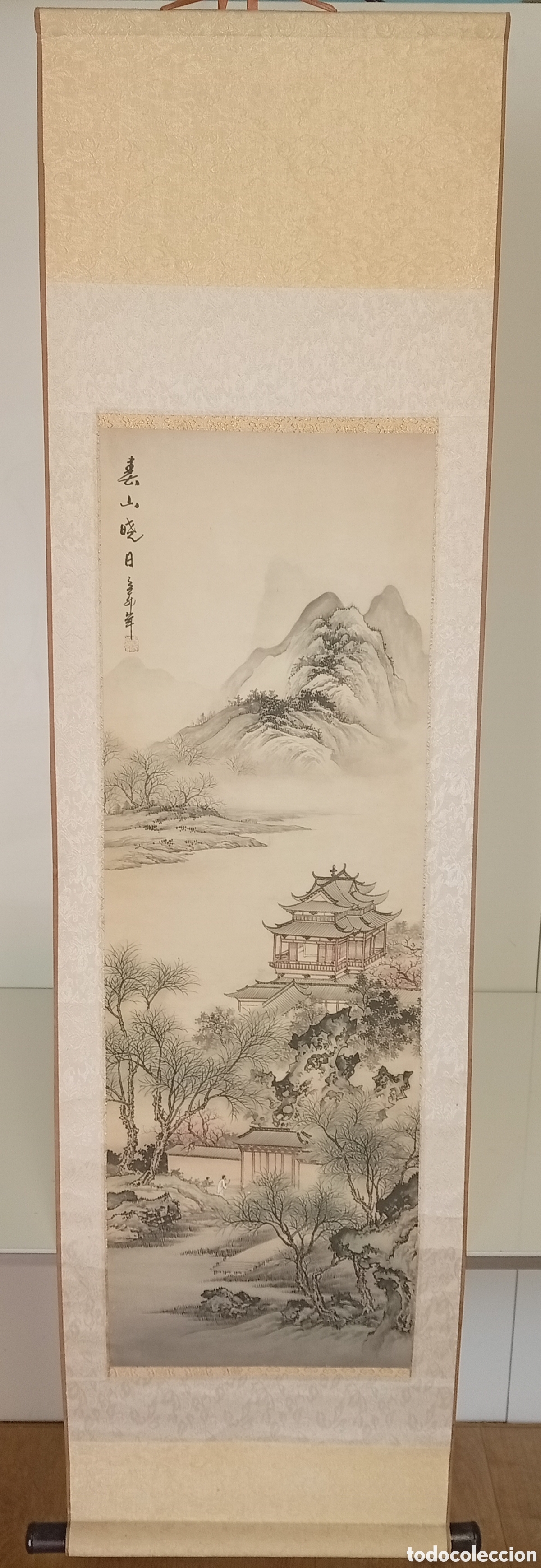 Sellos: .ROLLO COLGANTE TRADICIONAL DE PAISAJE ORIENTAL