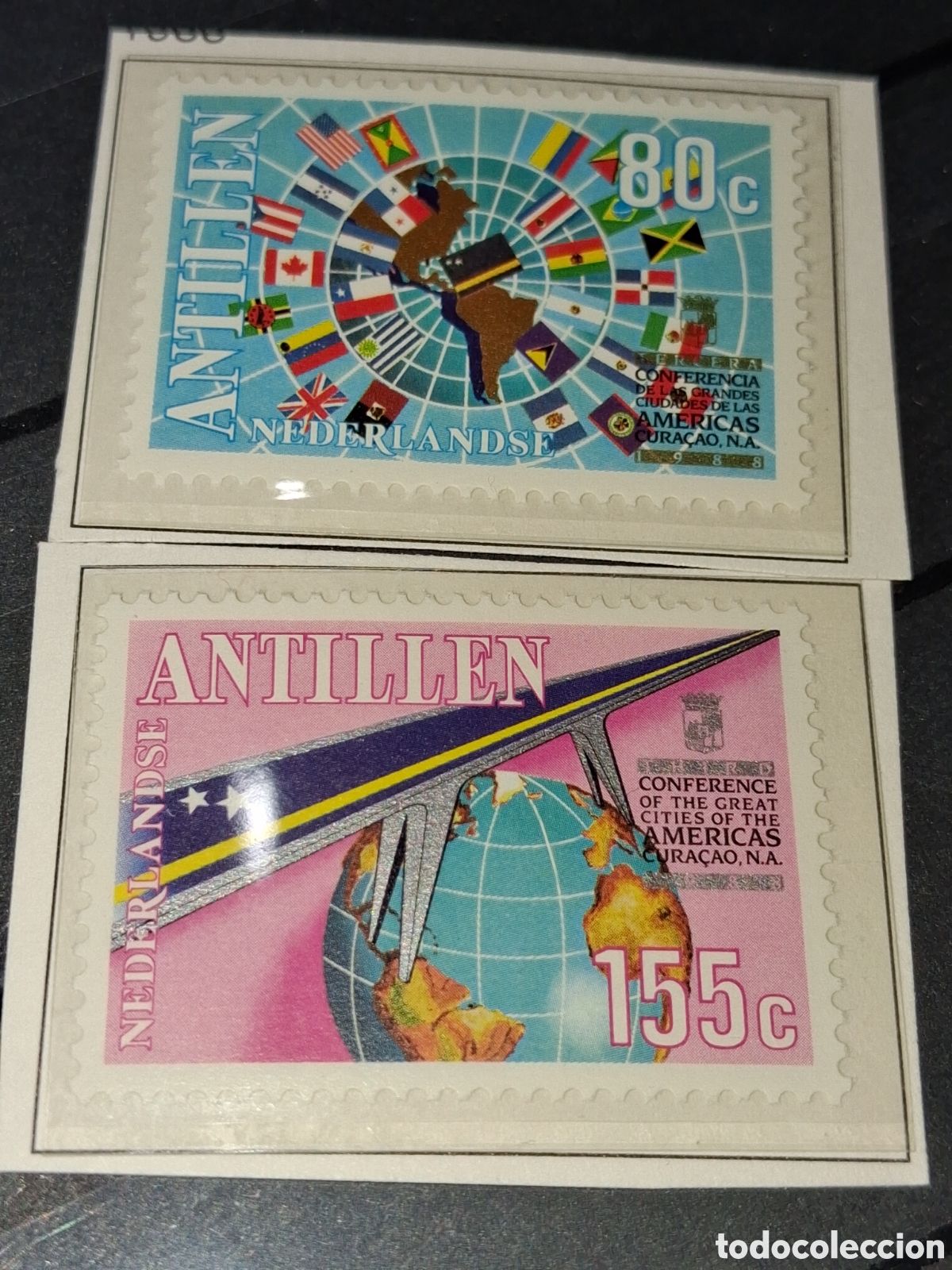 Sellos: Sello Antillas Holandesas nuevo 1988. 3 conferencia grandes culturas. Banderas. Globo terr&aacute;queo. Car