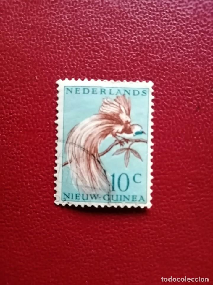 Stamps: NEDERLANS NIEUW-GUINEA - NUEVA GUINEA NEERLANDESA - VALOR FACIAL 10 C - FAUNA, AVE