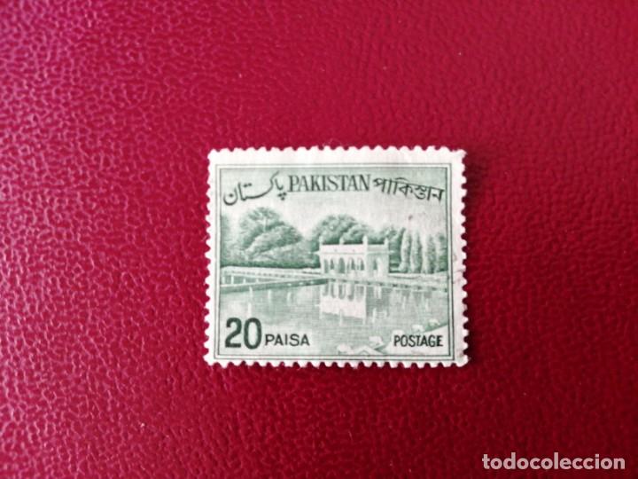 Briefmarken: PAKIST&Aacute;N - PAQUIST&Aacute;N - VALOR FACIAL 20 PAISA - A&Ntilde;O 1961 - JARDINES DE SHALIMAR - SG NR 184A