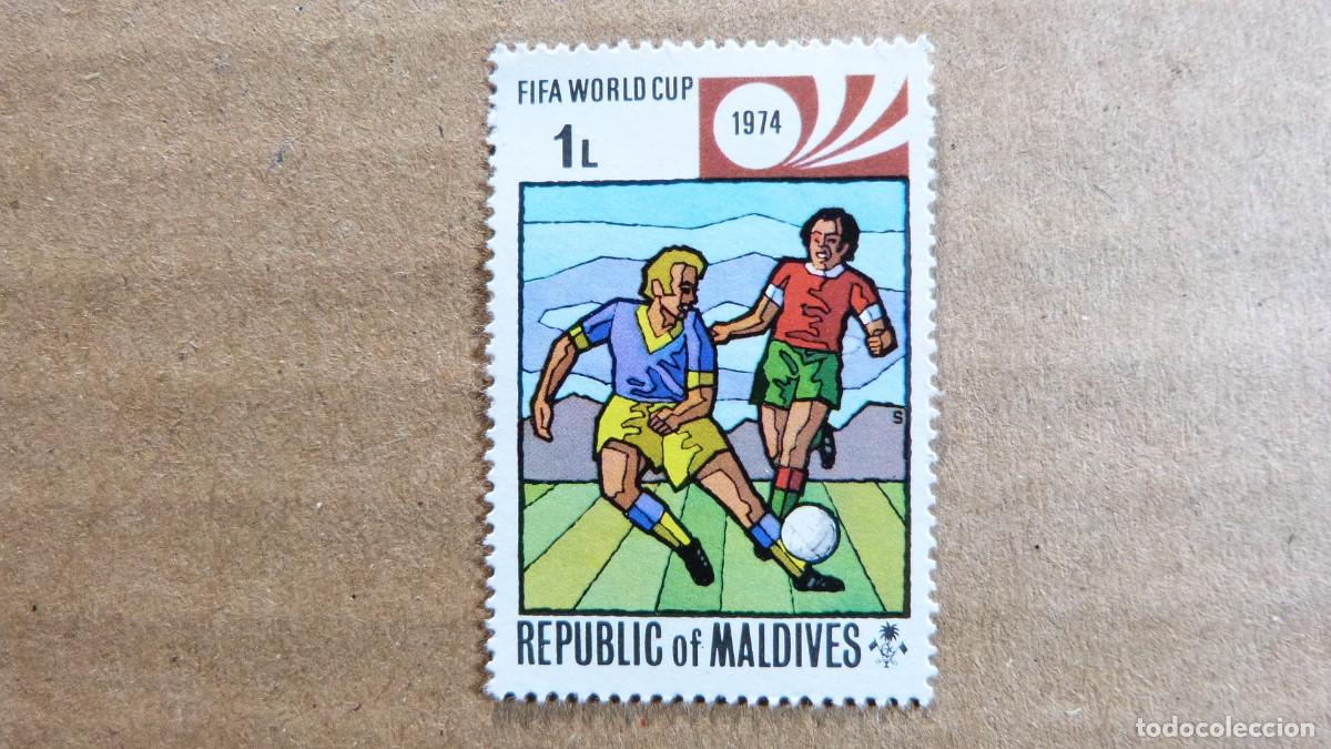 Sellos: Sello Republica de Maldivas Futbol Fifa World Cup a&ntilde;o 1974