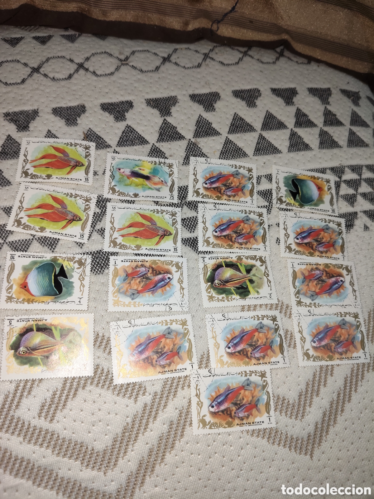 Sellos: 17Sellos de Ajman(Emiratos &Aacute;rabes) peces tropicales 1972 muy buenos