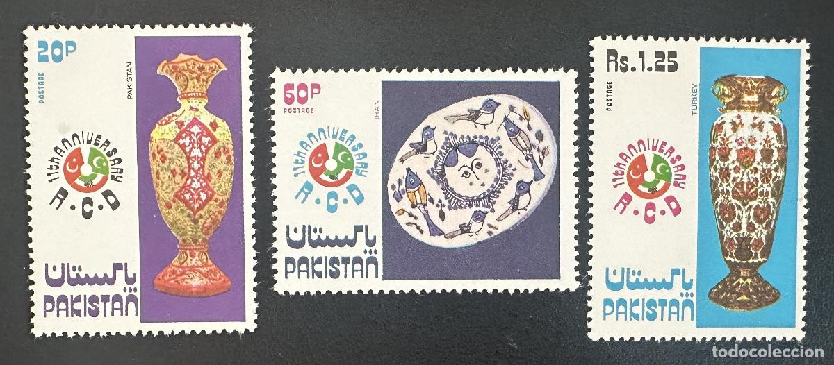 Sellos: Pakist&aacute;n 1975 Mi. 386-388 emisi&oacute;n conjunta RCD cer&aacute;mica artesan&iacute;a jarr&oacute;n
