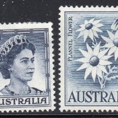 Sellos: AUSTRALIA/1959-64/MH/SC#316, 319, 327, 330/ RETRATO REINA ELIZABETH II / QEII / FLORES