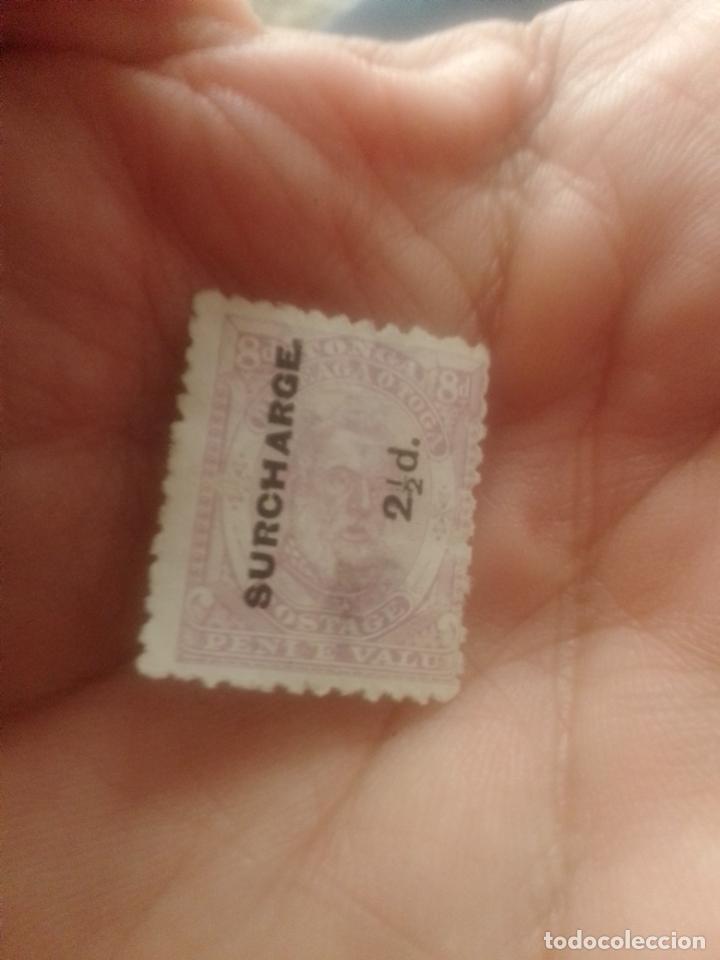 Sellos: TONGA 1894 2/1/2D SURCHARGE ON 8D - Foto 2