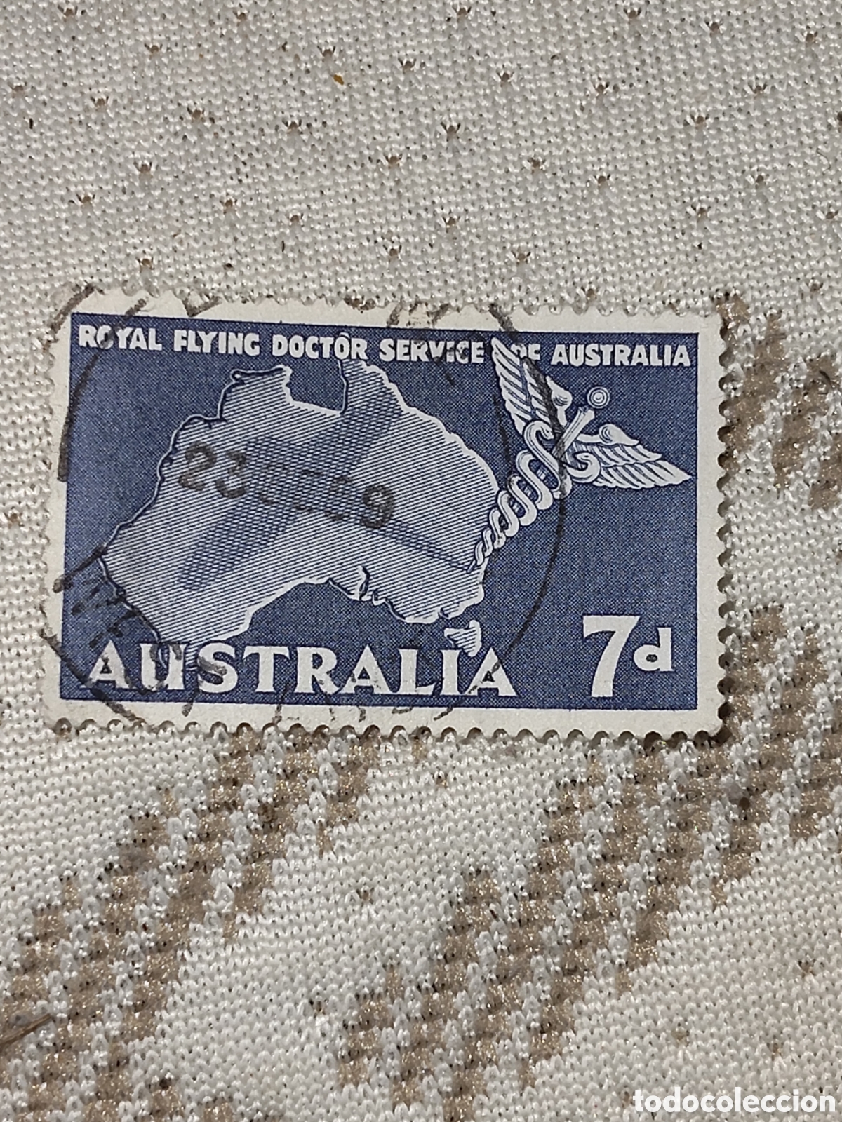 Sellos: Sello de Australia en honor al servicio real de m&eacute;dicos voladores 1957 usado