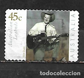 Sellos: 2001: Slim Dusty, 1927 - 2003. Cantante de m&uacute;sica country. Adhesivos (usado)