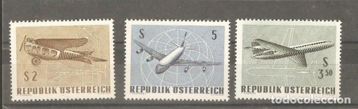 Sellos: AUSTRIA,1968,CAT.YT.63,64 Y 65,NUEVOS ,GOMA ORIGINAL,CON Y SIN FIJASELLOS.