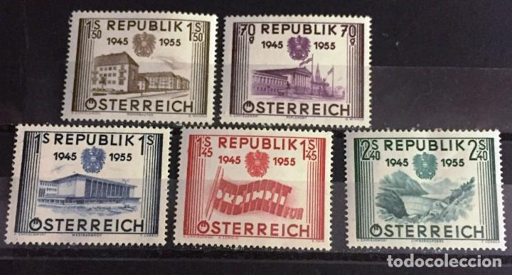 Sellos: Austria, la estacion Oeste de Viena - Foto 1