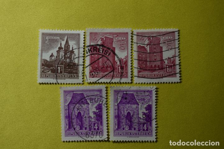 Sellos: 5 sellos Austria. 1958 y 1960. Edificios. Usados - Foto 1