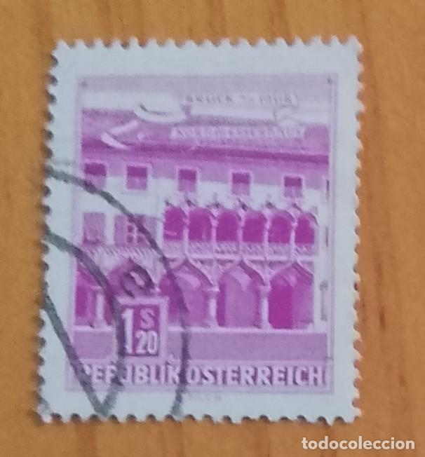 Sellos: AUSTRIA - V/F 1,20 S - ARQUITECTURA, EDIFICIO: BLUCK MUR - Foto 1