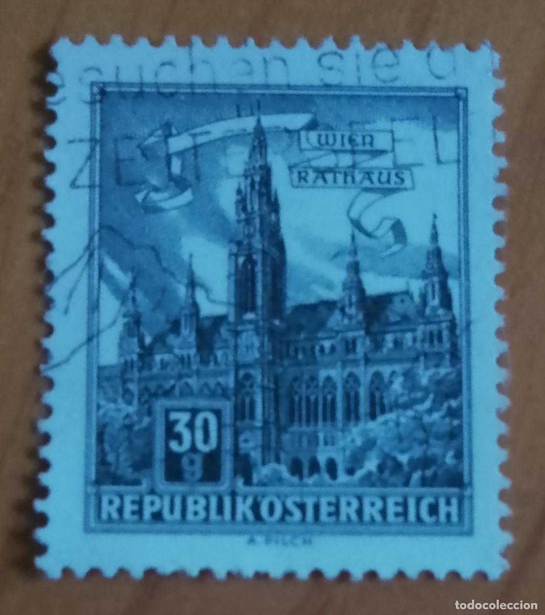 Sellos: AUSTRIA - V/F 30 S - ARQUITECTURA, IGLESIA, CATEDRAL: WIEN RATHAUS.
