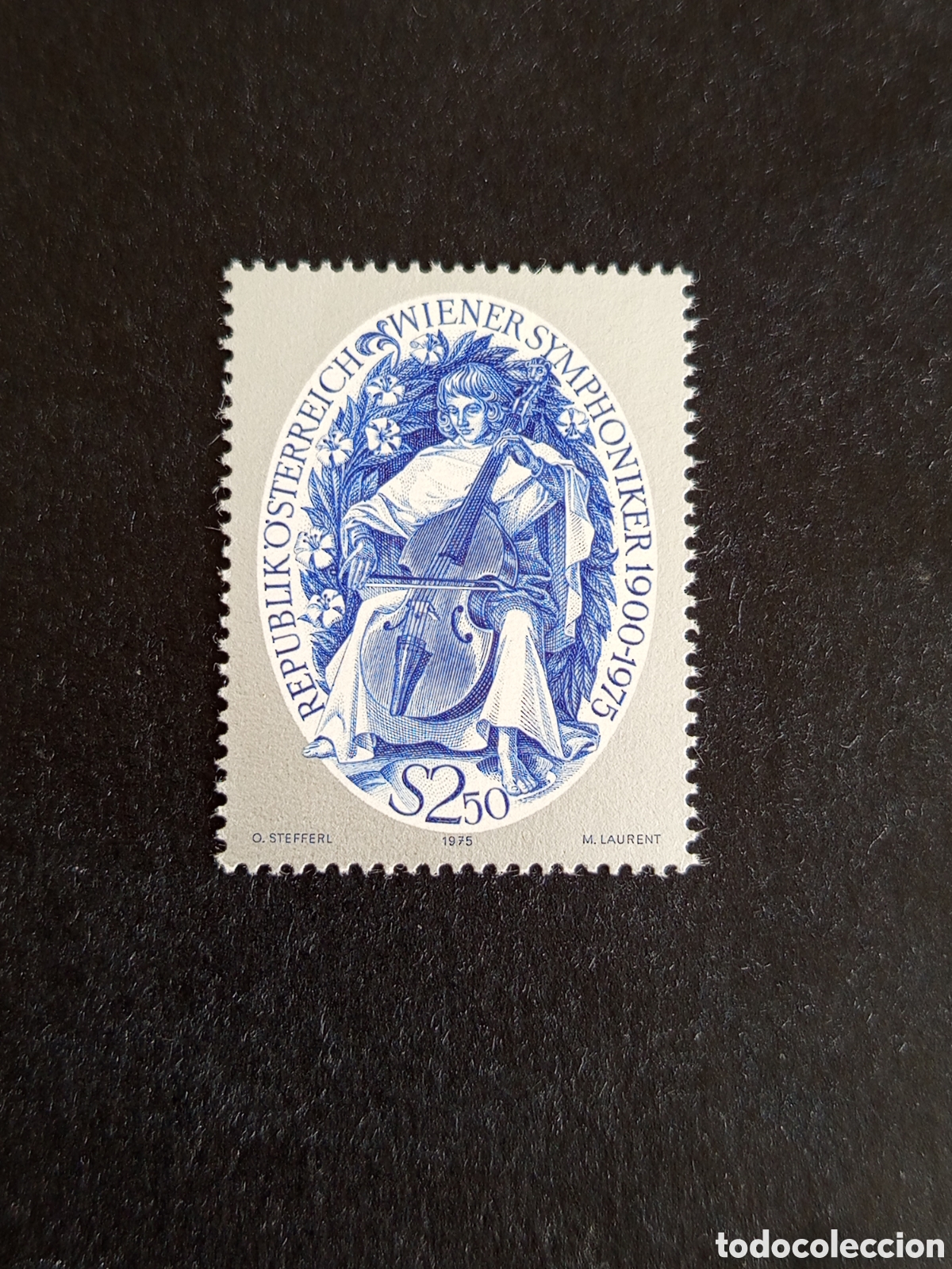 Sellos: AUSTRIA, 1975. Orquesta Sinf&oacute;nica de Viena. Yvert 1325. Pedido m&iacute;nimo 3 &euro;. Ver fotos. Serie completa