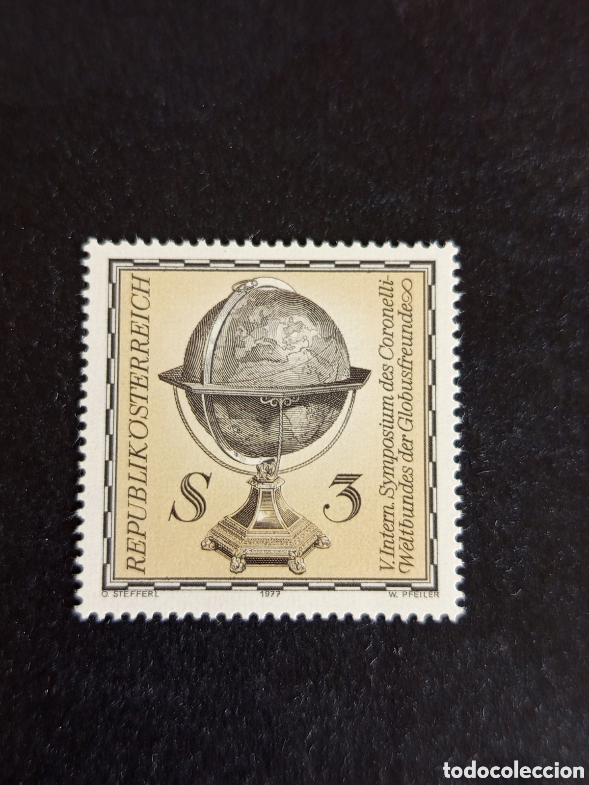 Sellos: AUSTRIA, 1977. Globo terr&aacute;queo. Yvert 1384. Pedido m&iacute;nimo 3 &euro;. Ver fotos. Serie completa en nuevo