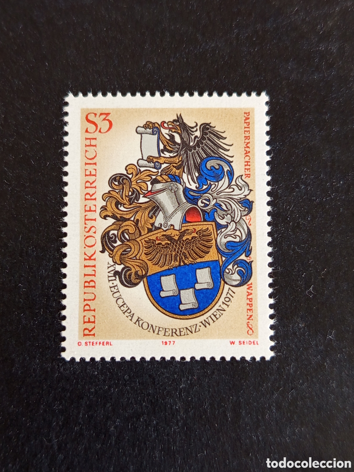 Sellos: AUSTRIA, 1977. Escudo de armas fabricantes de papel.Yvert 1387. Pedido m&iacute;nimo 3 &euro;. Ver fotos.