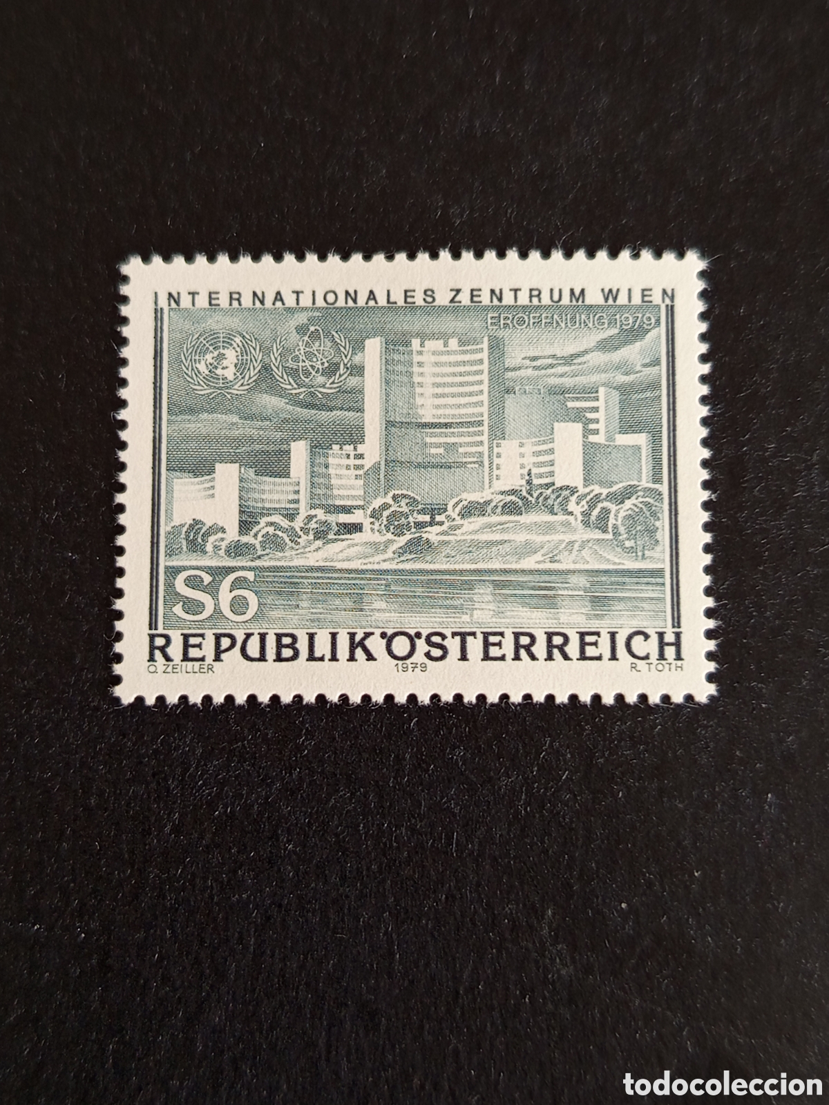 Sellos: AUSTRIA, 1979. Centro de la ONU en Viena. Edificio. Yvert 1446. Pedido m&iacute;nimo 3 &euro;. Ver fotos.