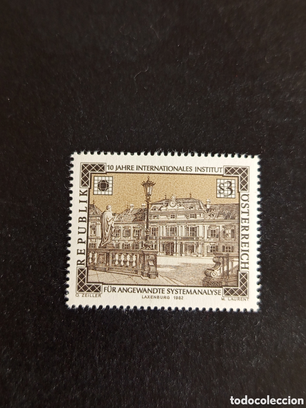 Sellos: AUSTRIA, 1982. Instituto de Sistemas de An&aacute;lisis Aplicados. Sede. Yvert 1549.. Pedido m&iacute;nimo 3 &euro;.