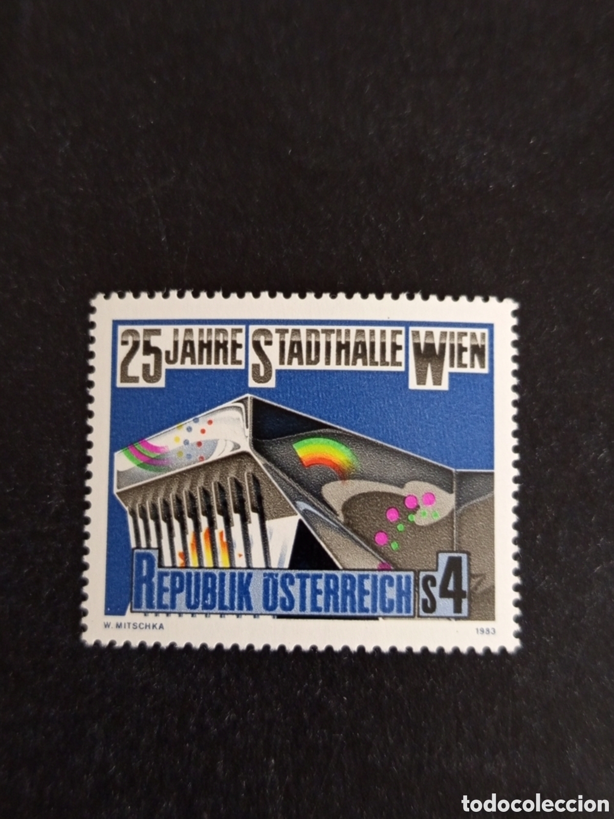 Sellos: AUSTRIA, 1983. Ayuntamiento de Viena. Yvert 1571. Pedido m&iacute;nimo 3 &euro;. Ver fotos. Serie completa