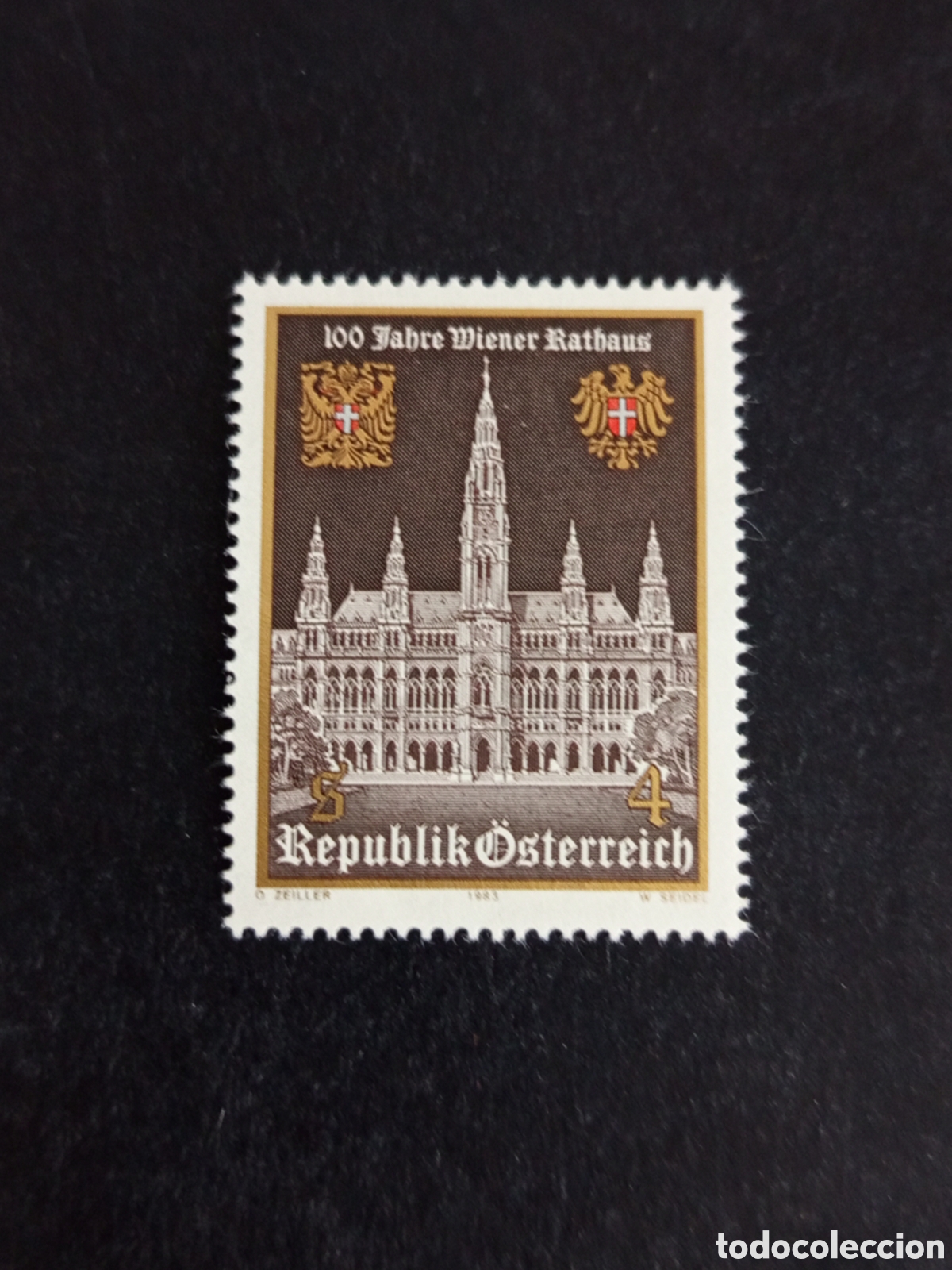 Sellos: AUSTRIA, 1983. Ayuntamiento. Fachada. Yvert 1581. Pedido m&iacute;nimo 3 &euro;. Ver fotos. Serie completa