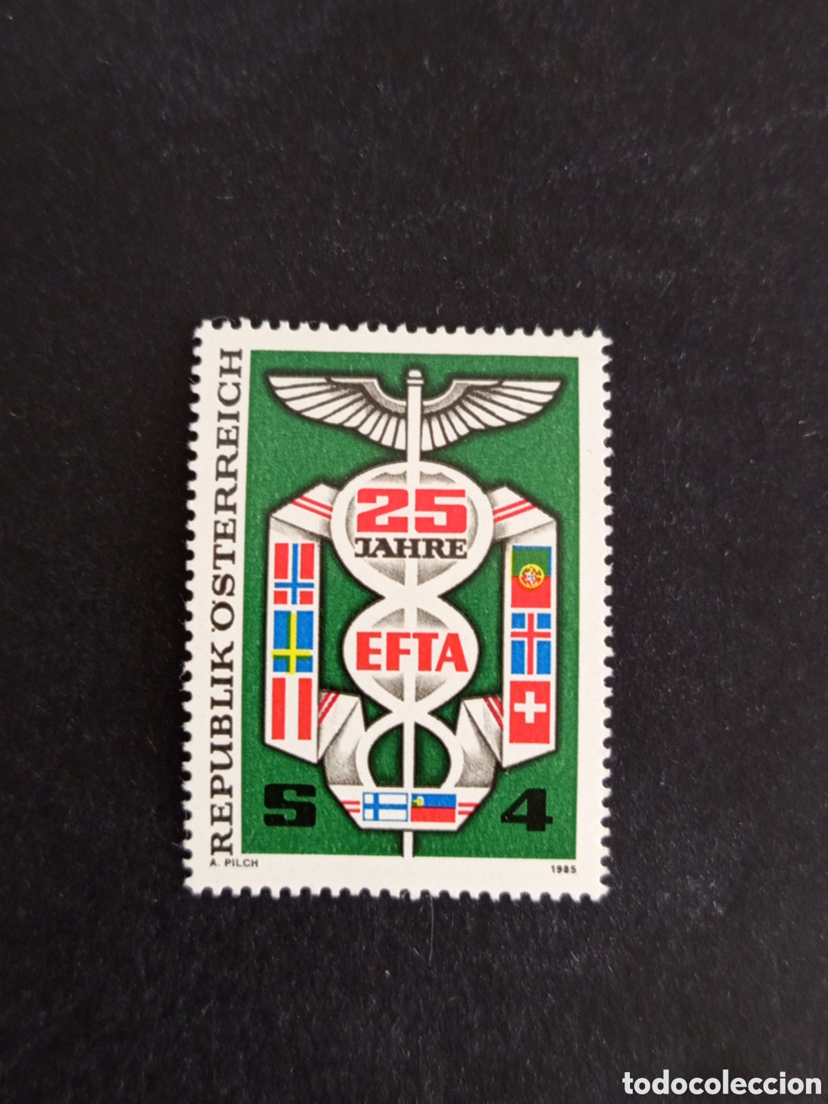 Sellos: AUSTRIA, 1985. 25 Aniversario EFTA. Emblema y banderas. Yvert 1641. Pedido m&iacute;nimo 3 &euro;. Ver fotos.