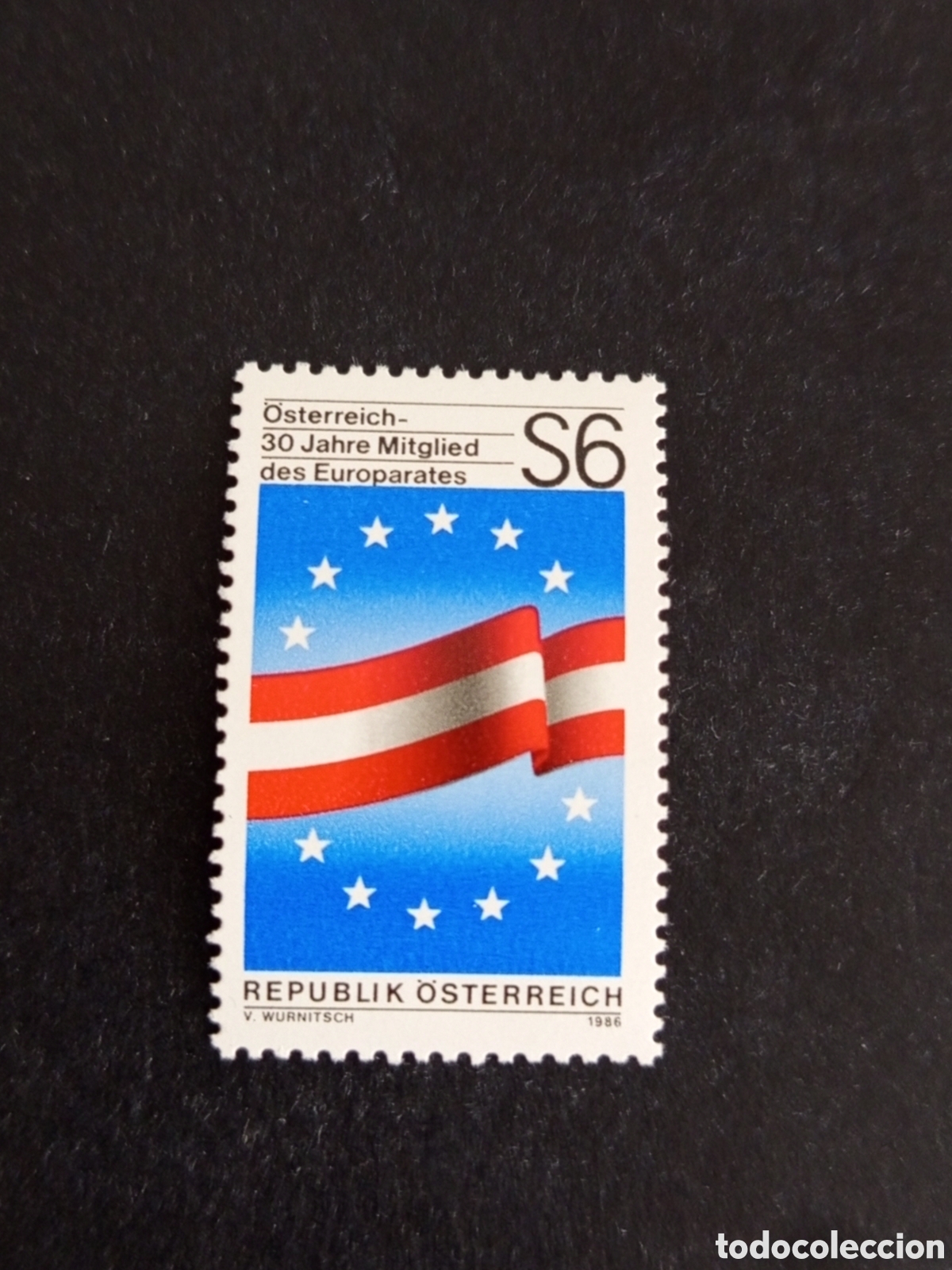 Sellos: AUSTRIA, 1986. 30 Aniversario adhesi&oacute;n al Consejo de Europa. Bandera. Yvert 1671. Pedido m&iacute;nimo 3 &euro;.