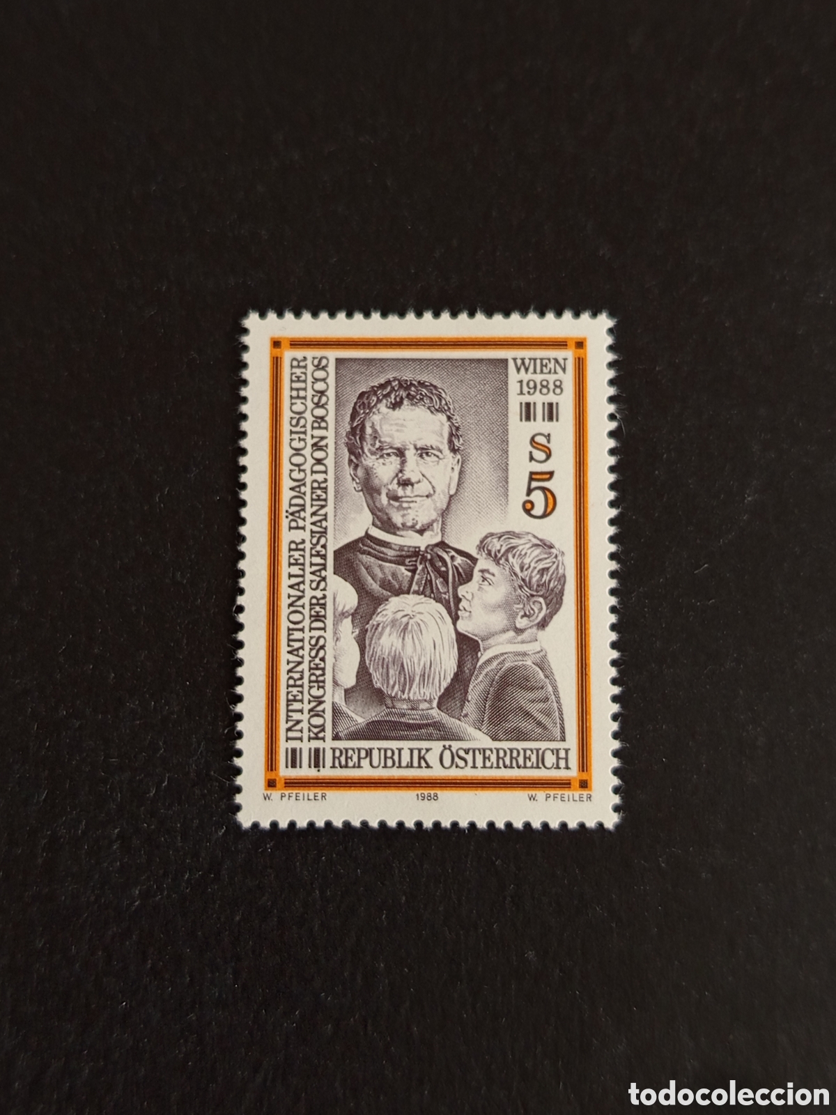 Sellos: AUSTRIA, 1987. Congreso Salesianos: educadores. Yvert 1738. Pedido m&iacute;nimo 3 &euro;. Ver fotos.
