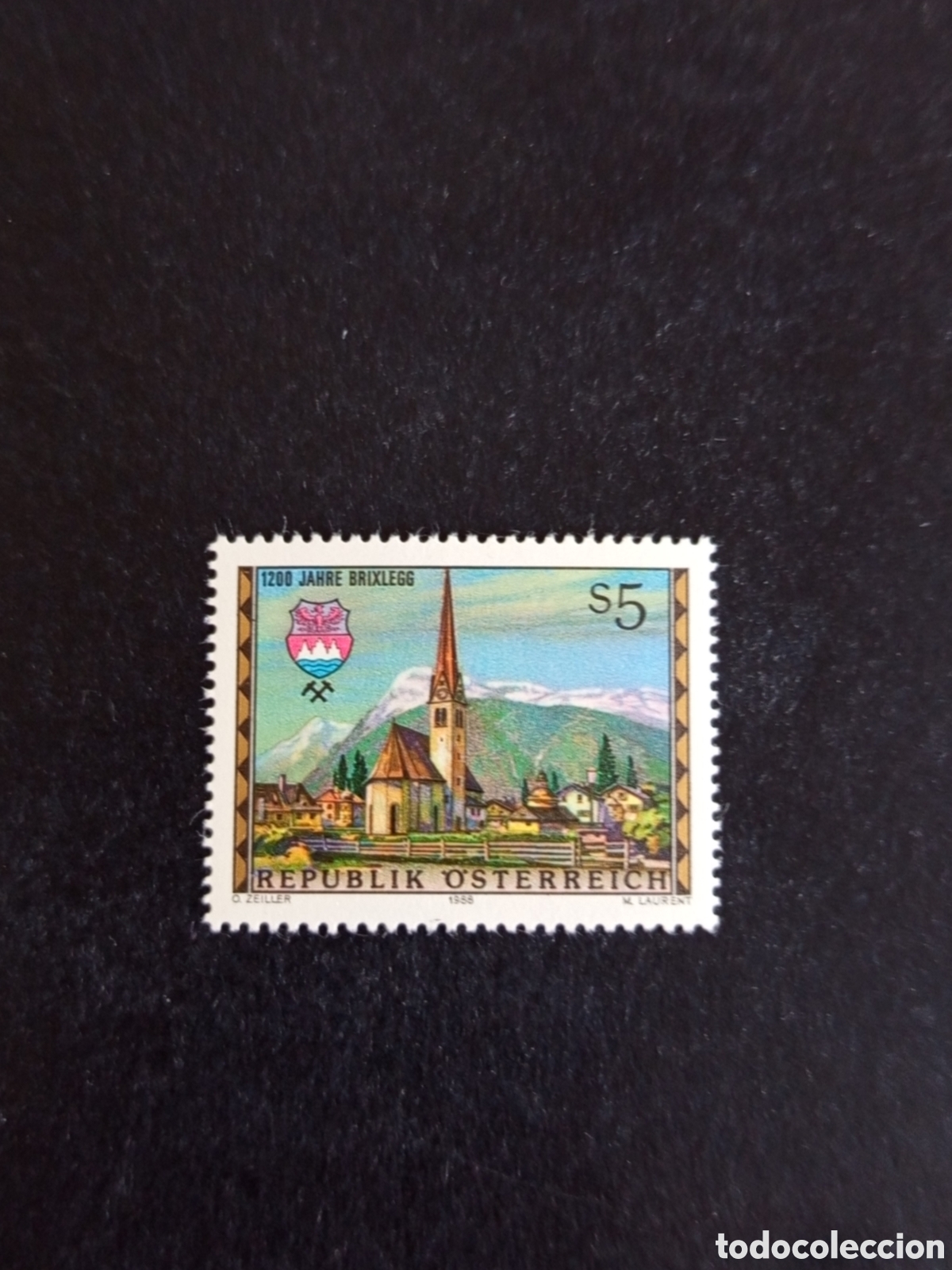 Sellos: AUSTRIA, 1988. Escudo de Armas y vista de Brixlegg. Yvert 1758. Pedido m&iacute;nimo 3 &euro;. Ver fotos.