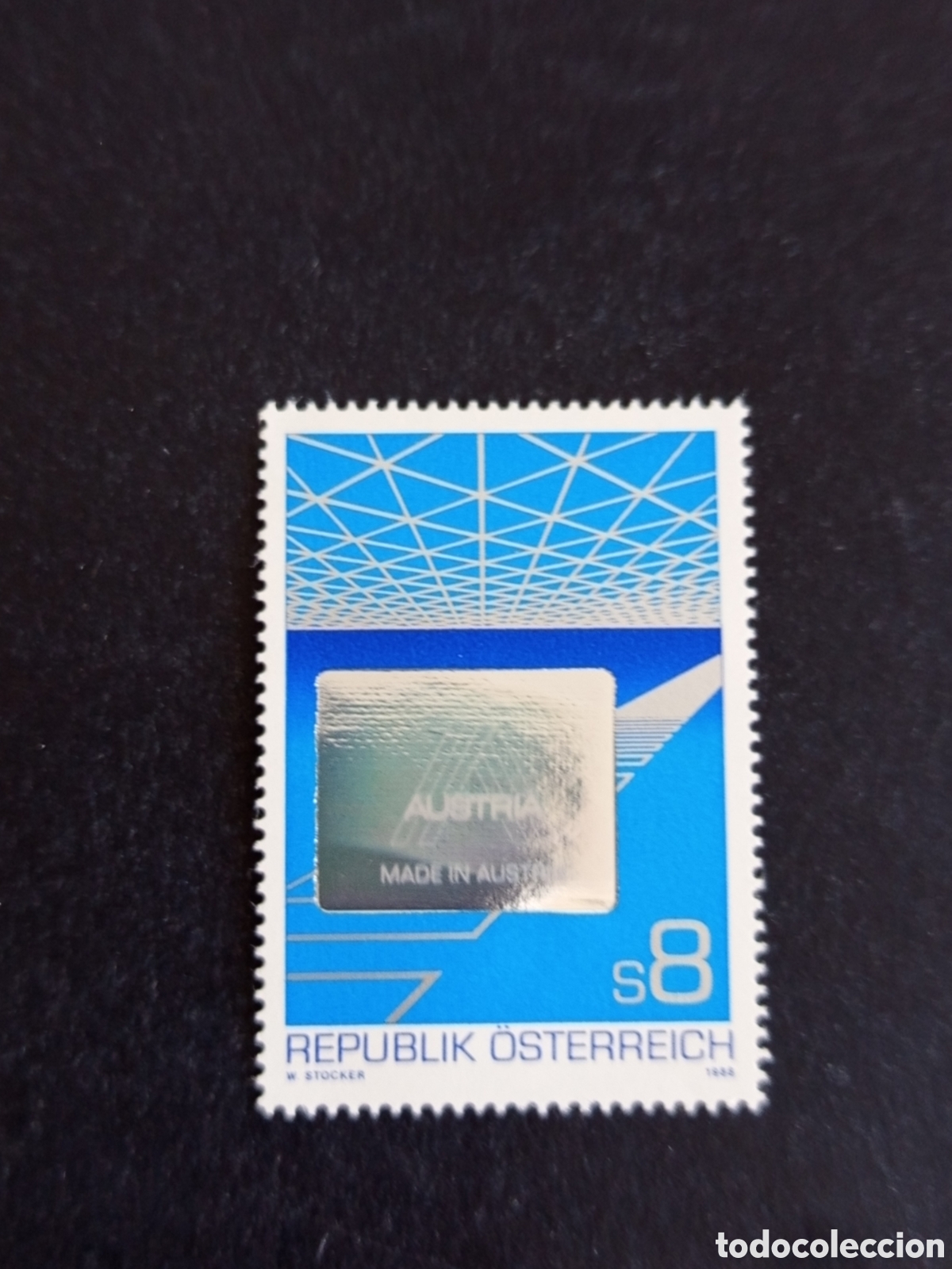 Sellos: AUSTRIA, 1988. Exportaciones austr&iacute;acas. Holograma. Yvert 1765. Pedido m&iacute;nimo 3 &euro;. Ver fotos.