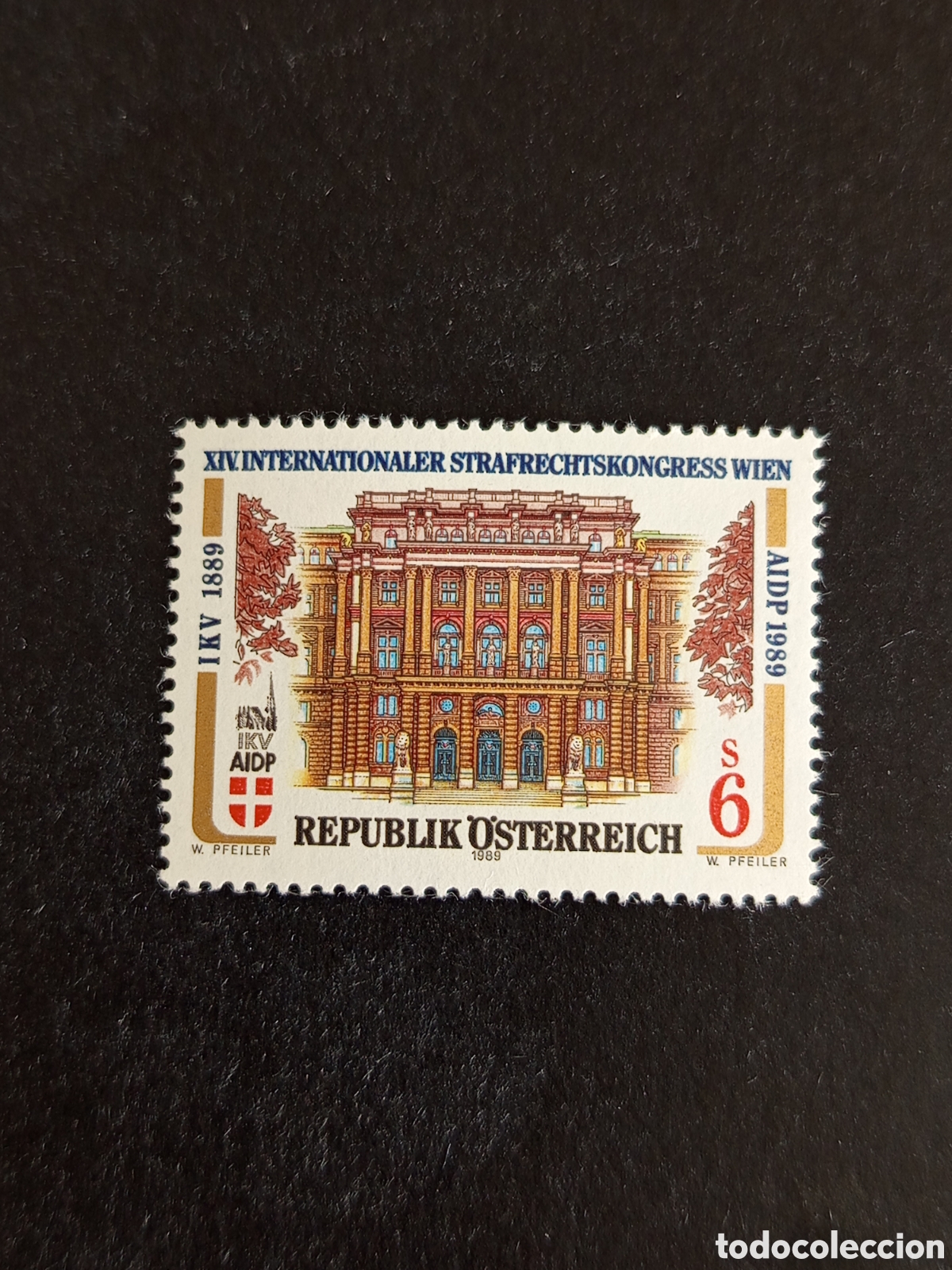 Sellos: AUSTRIA, 1989. Congreso Derecho Penal. Palacio de Justicia de Viena. Yvert 1800. Pedido m&iacute;nimo 3 &euro;.