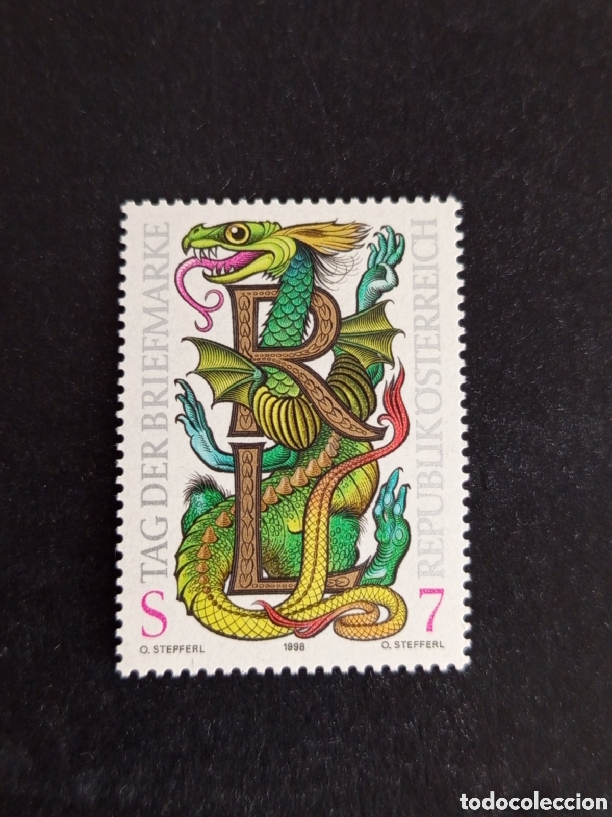 Sellos: AUSTRIA, 1998. D&iacute;a del Sello. Letras R y L. Pedido m&iacute;nimo 3 &euro;. Ver fotos . Sello sin circular