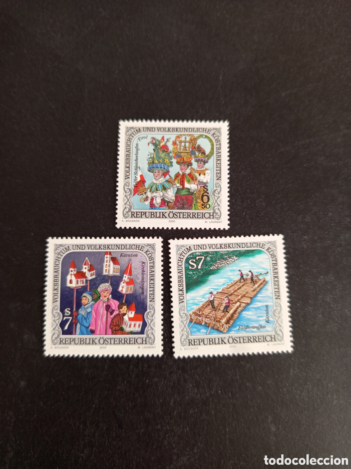 Sellos: AUSTRIA, 2000. Costumbres y folklore. Pedido m&iacute;nimo 3 &euro;. Ver fotos. Serie completa sin circular,