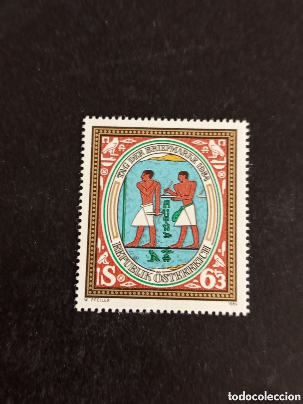 Sellos: AUSTRIA, 1984. D&Iacute;A DEL SELLO. ESCRIBA Y CARTERO EGIPCIO. (PIRAMIDE DE KEOPS). YVERT 1627.