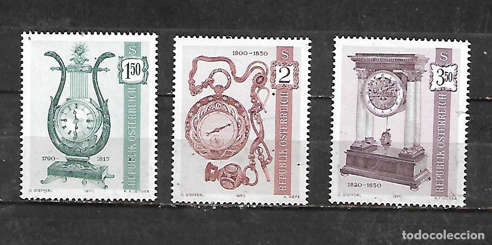 Sellos: 1970: Serie &rdquo;Relojes antiguos&rdquo; (MNH**)