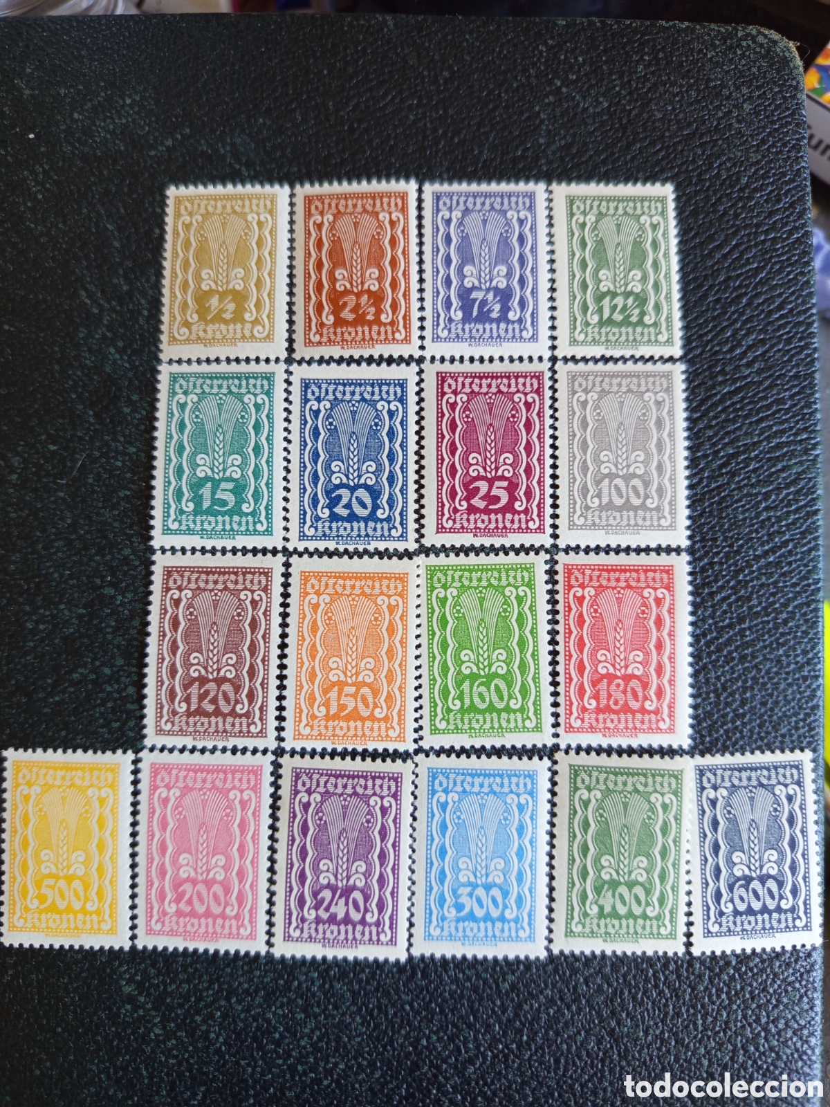 Sellos: Lote 18 Sellos Austria 1922/1924 Espigas de Trigo Kronen Nuevos MNH**
