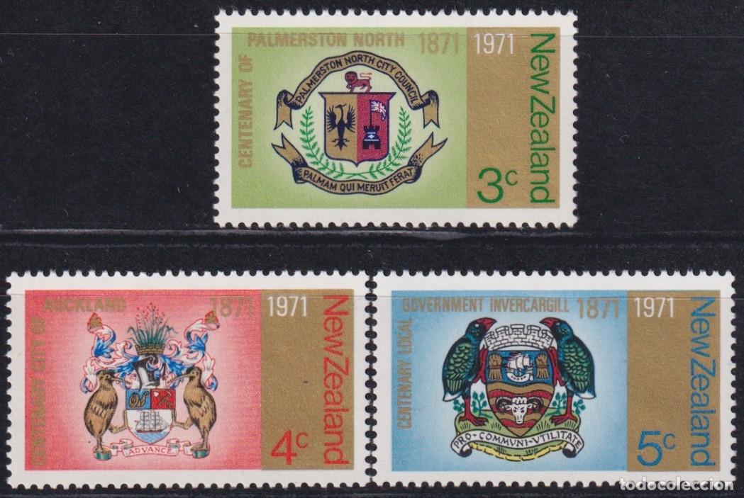 Francobolli: F-EX65473 NEW ZEALAND MNH 1971 CENT OF AUCKLAND COAT OF ARMS BIRD OISEAUX V&Ouml;GEL AVES.
