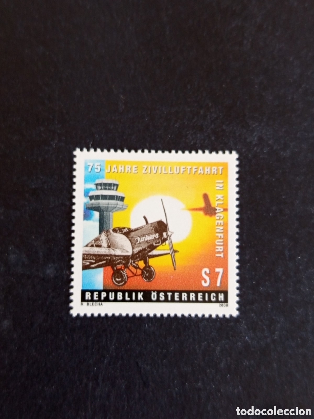 Sellos: AUSTRIA, 2000. Aeropuerto de Klagenfurt. Aviones. Pedido m&iacute;nimo 3 &euro;. Ver fotos. Sello sin circular