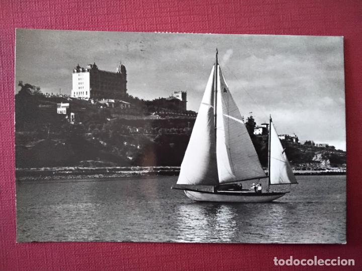Sellos: postal santander circulada 1957 de santander a barcelona - Foto 1