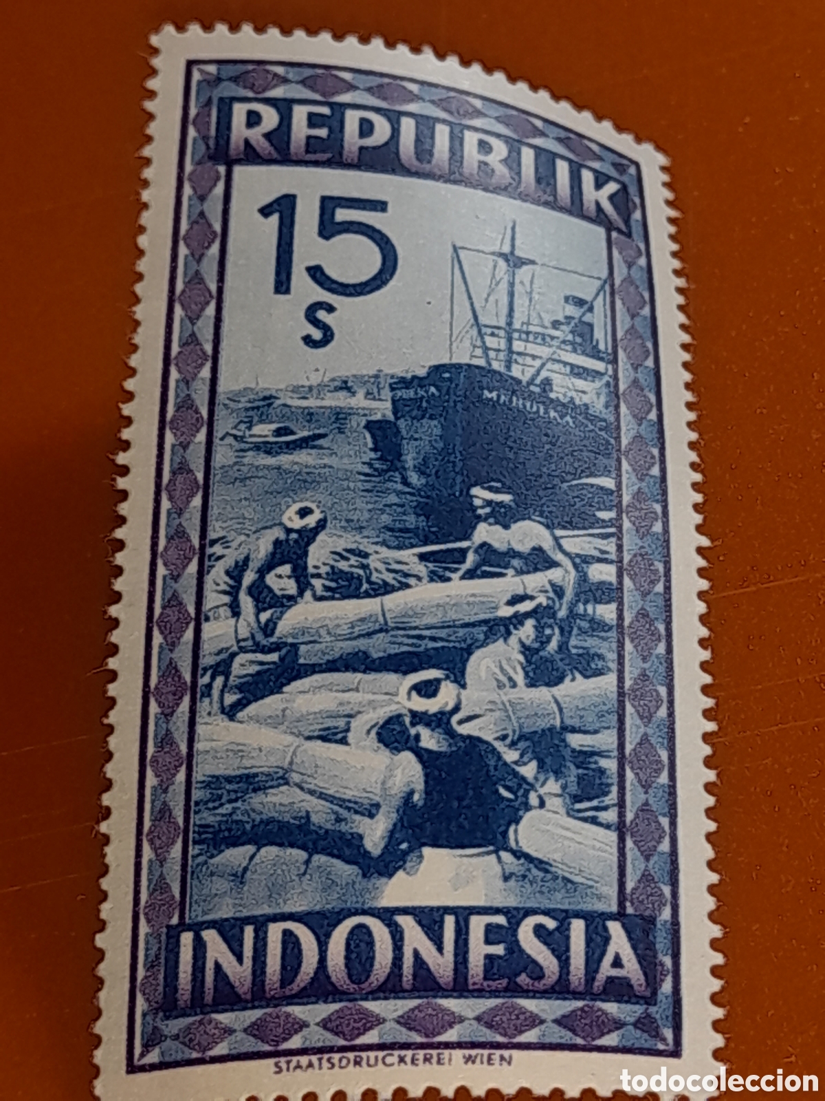 Sellos: Sello (1/5v) Indonesia nuevo 1949. Fin bloqueo naval Holandes. Barco. Velero. Puerto. Mercanc&iacute;a.