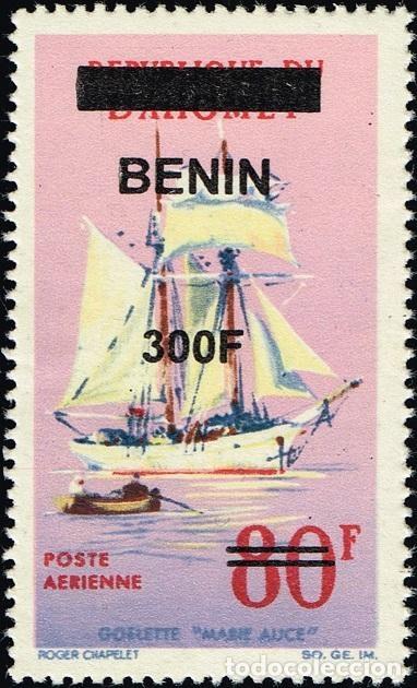 Selos: Ben&iacute;n 2009 Mi. 1551 sobrecargado BENIN 300F velero goleta barco
