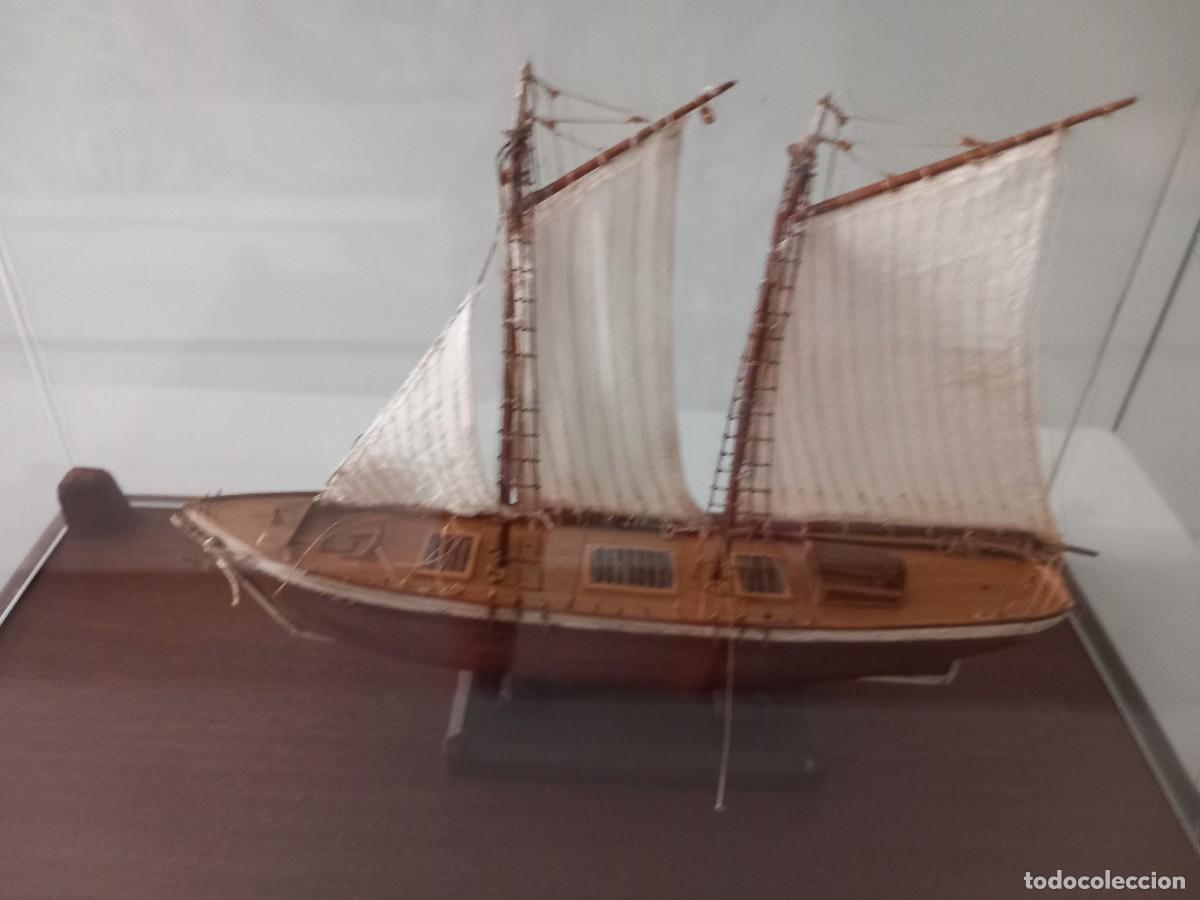 Sellos: Maqueta de barco con vitrina - Foto 4