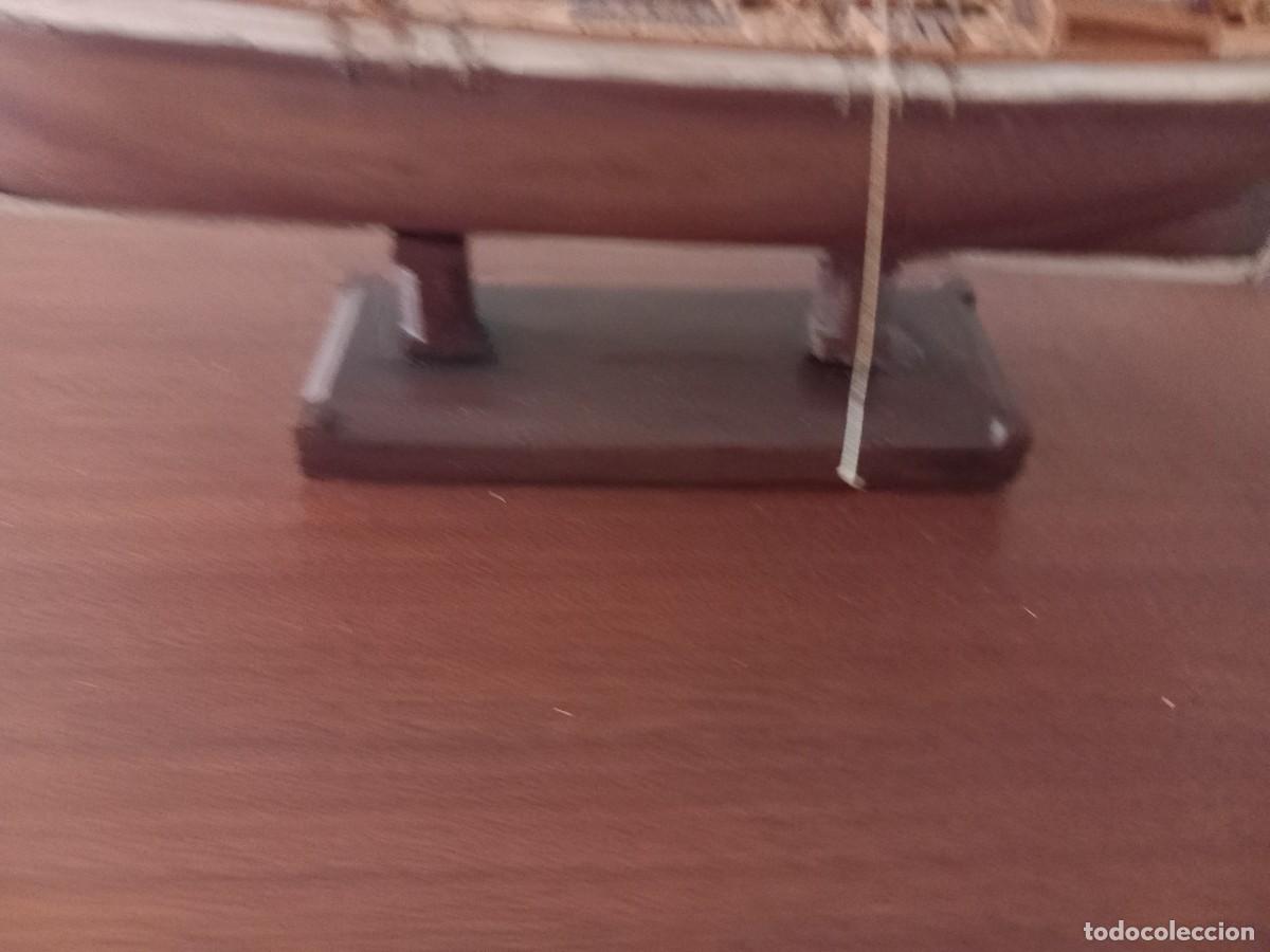 Sellos: Maqueta de barco con vitrina - Foto 12
