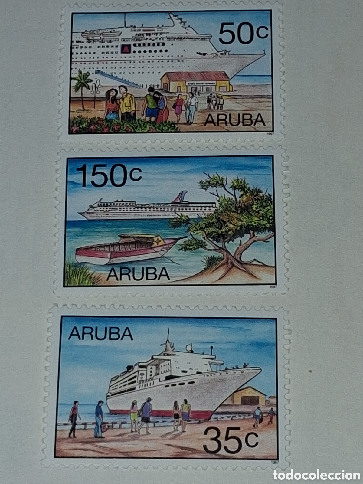 Sellos: Sello Aruba nuevo 1997. Cruceros. Barcos. Puerto. Turismo. Gente. Viaje. &Aacute;rboles. Playa.
