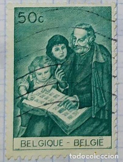 Stamps: BELGICA ESCENA PADRE ENSE&Ntilde;A LIBRO DE FOTOGRAFIAS A NI&Ntilde;OS