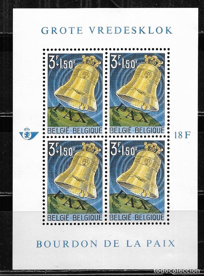 Sellos: B&Eacute;LGICA 1963, HOJA BLOQUE Ivert 34 - CAMPANA DE LA PAZ. MNH.