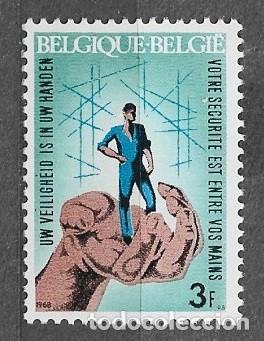 Sellos: B&eacute;lgica 1968 - Campa&ntilde;a contra los accidentes industriales - 1509** - 2000-12