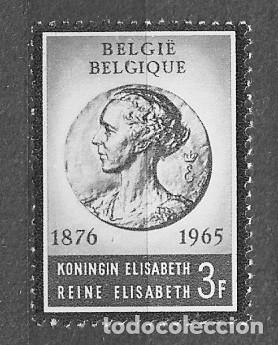 Sellos: B&eacute;lgica 1965 - En memoria de la reina Elisabeth - 1422** - 2000-12