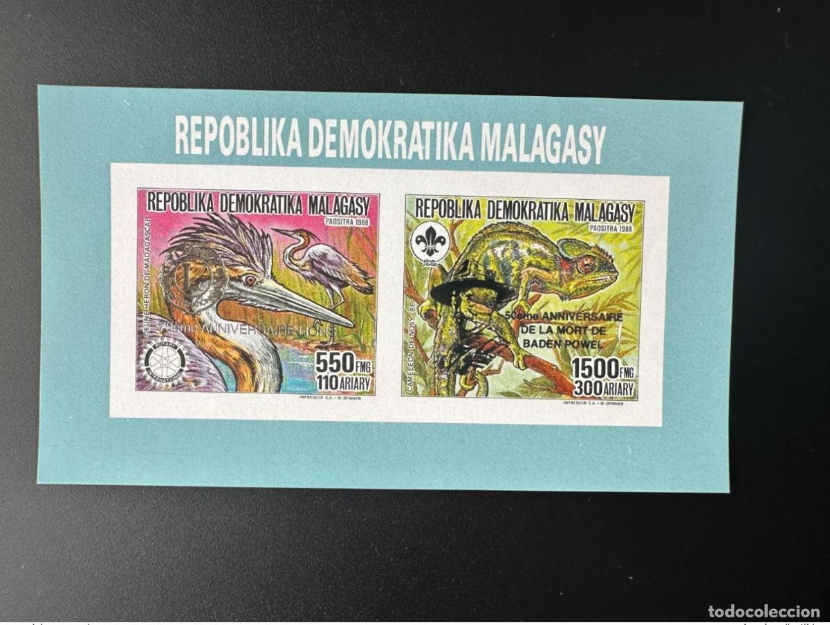Sellos: Madagascar 1993 Min. 1534Ba 1535Bc Klb ND Silver Ovpt Scouts Baden-Powell Lions